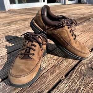 NWOB ROCKPORT Eureka Walking Shoes Size 9.5M Men's Brown Nubuck Leather Normcore